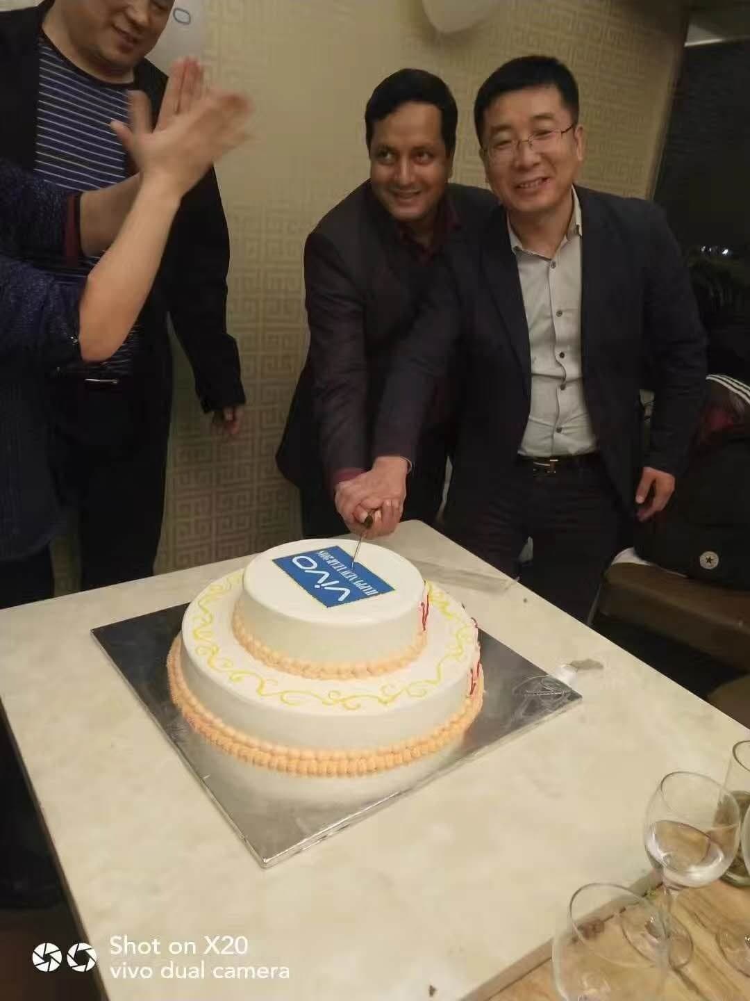 Cutting the cake at vivo's launch in Bangladesh
